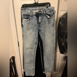 Men’s old navy jeans size 31
